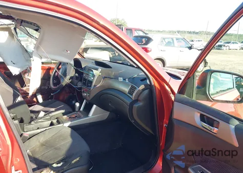 2010 Subaru Forester 2.5X Premium из США, поврежденный, VIN JF2SH6CCXAH716368